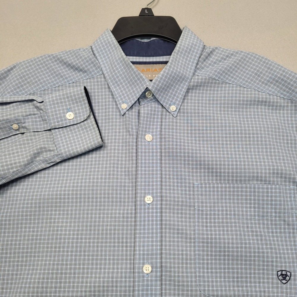Ariat Mens XL Blue Plaid Wrinkle Free Long Sleeve Button Down Shirt